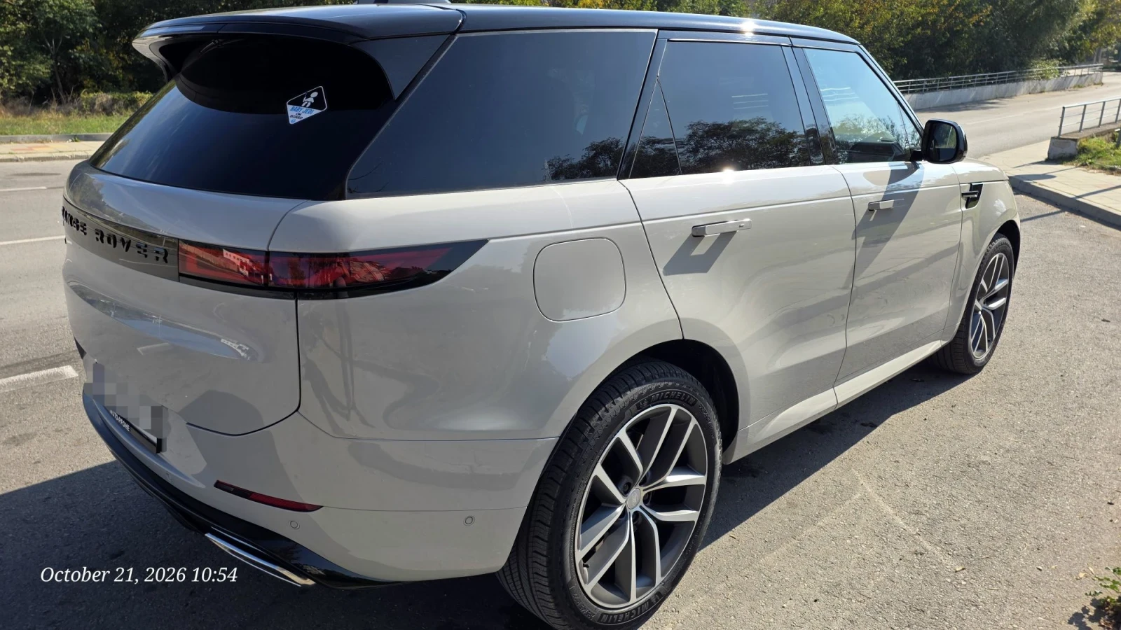 Land Rover Range Rover Sport P550e, снимка 3 - Автомобили и джипове - 56705314