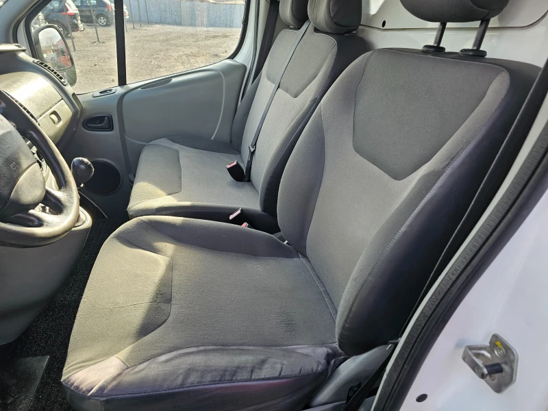 Renault Trafic 2.0d, снимка 6 - Бусове и автобуси - 48882127