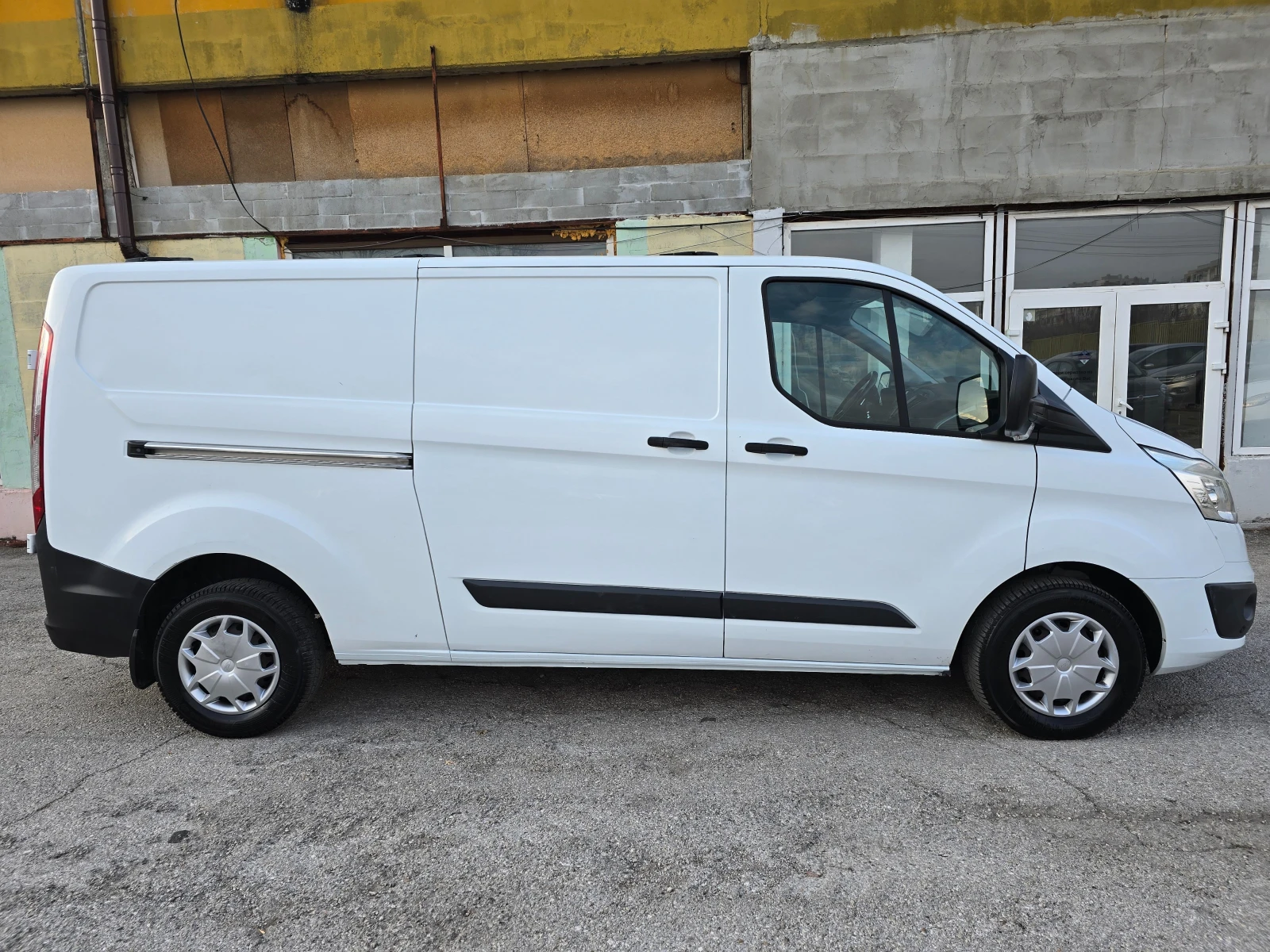 Ford Transit 2.0TDI KLIMA ITALY - изображение 6