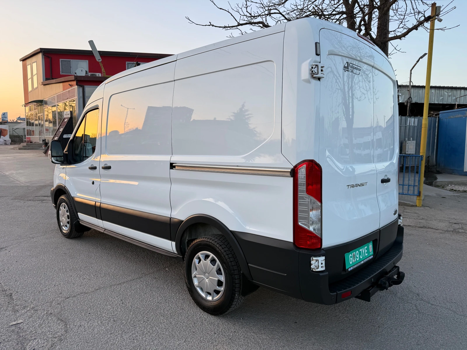 Ford Transit 2.0 TDCI ЕВРО 6, снимка 3 - Бусове и автобуси - 53889922