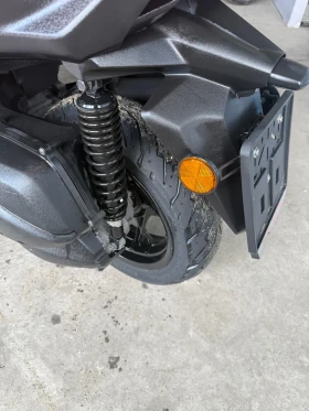 Yamaha X-max 300i-ABS, TCS | Mobile.bg    15