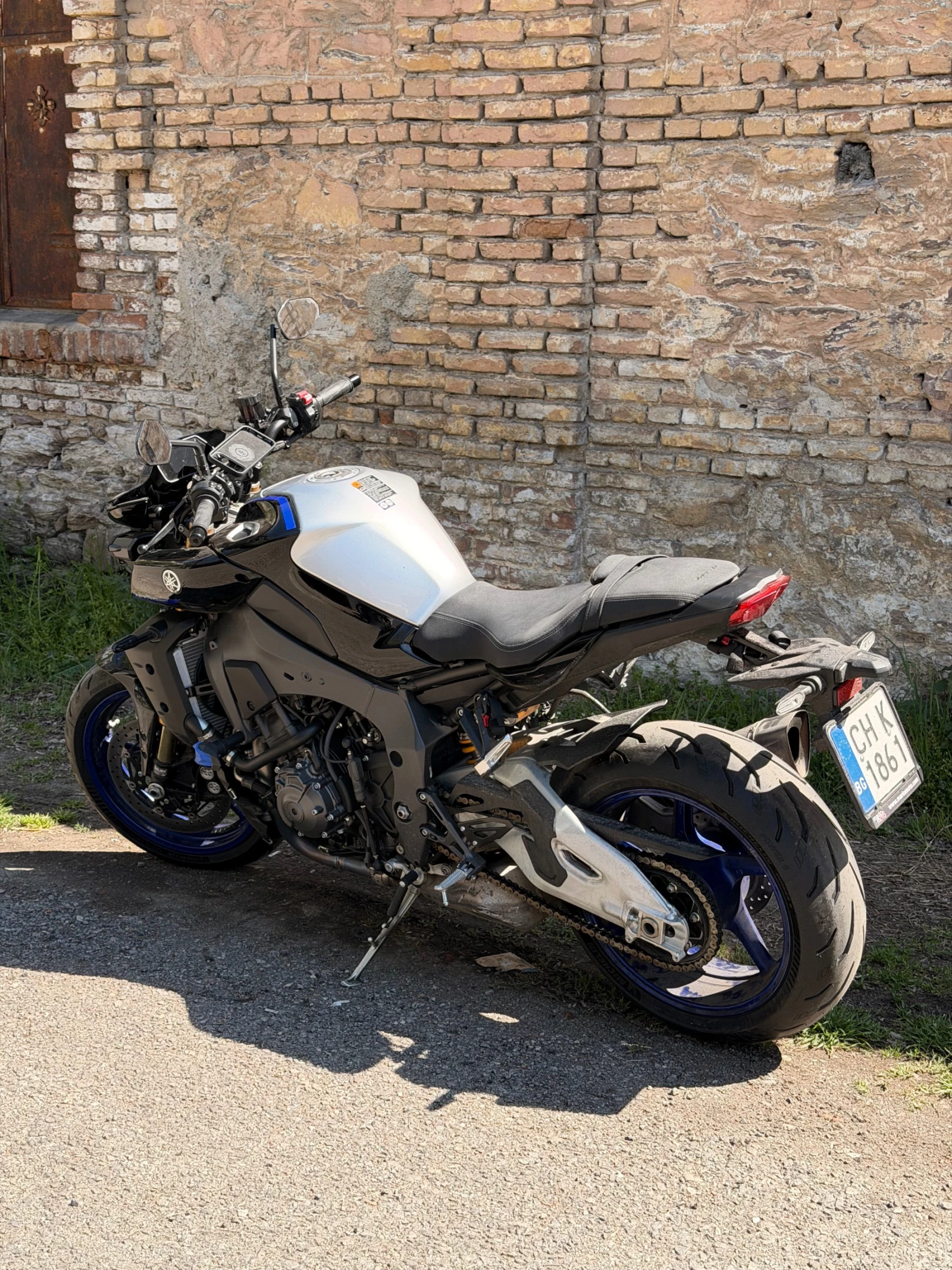 Yamaha Mt-10 SP AKRAPOVIC, снимка 3 - Мотоциклети и мототехника - 55800546
