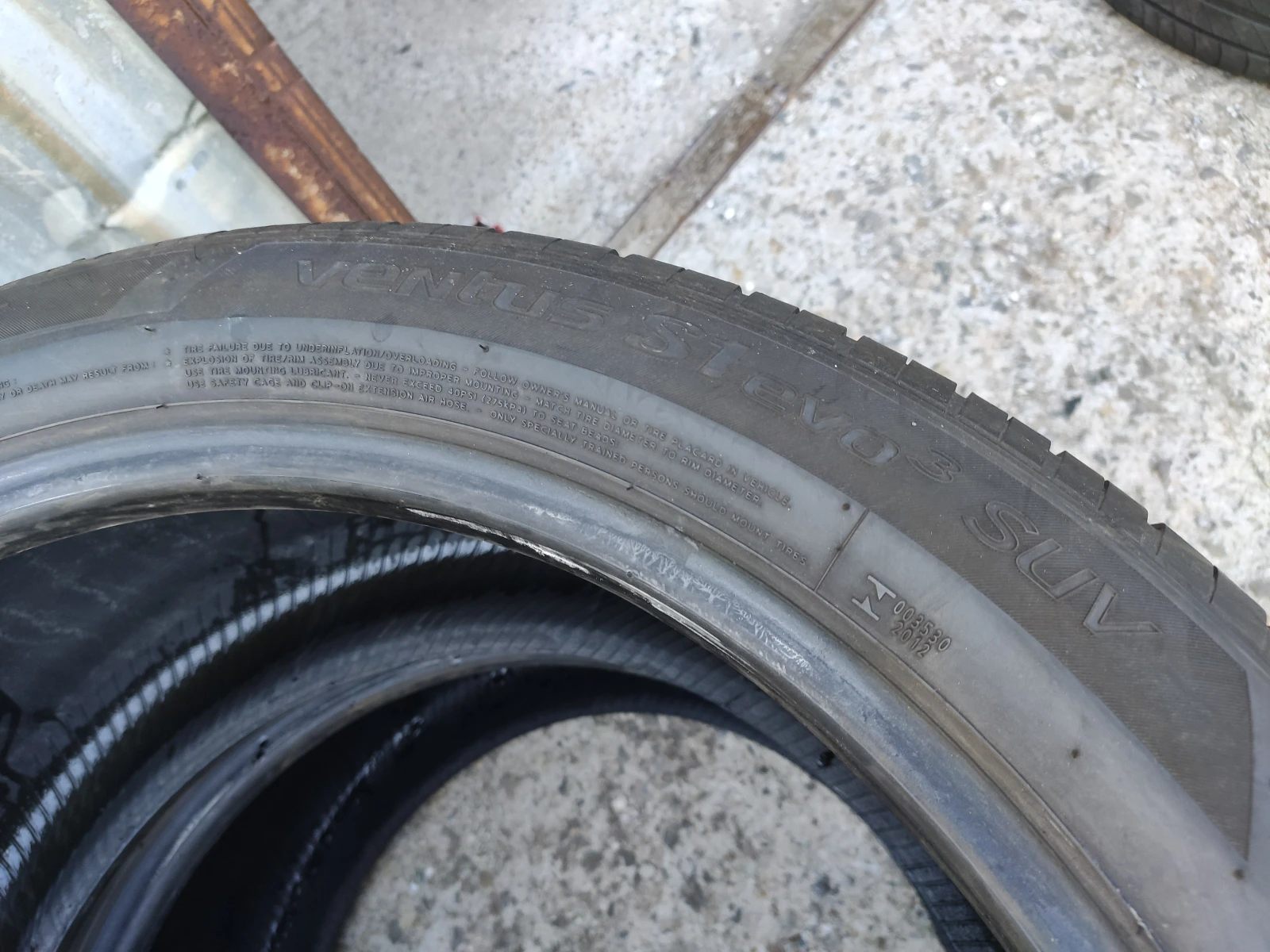 Гуми Летни 315/35R21, снимка 7 - Гуми и джанти - 54985877