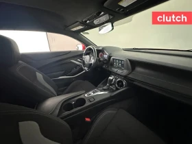 Chevrolet Camaro 1LT Coupe RWD, снимка 16