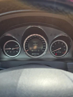 Mercedes-Benz AMG GT C * 4dr Sdn 63 RWD * ШИБИДЯХ* * ПОДГРЕВ* CARFAX * , снимка 6