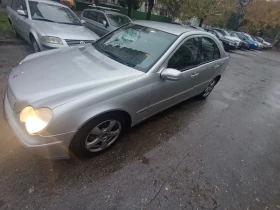 Mercedes-Benz C 200, снимка 4