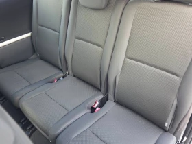 Toyota Corolla verso 2.0DIESEL, снимка 9 - Автомобили и джипове - 53611152