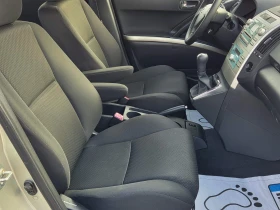 Toyota Corolla verso 2.0DIESEL, снимка 8 - Автомобили и джипове - 53611152