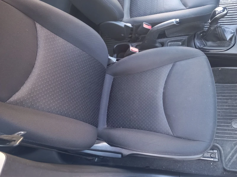 Opel Karl 1.0i, снимка 14 - Автомобили и джипове - 51809357