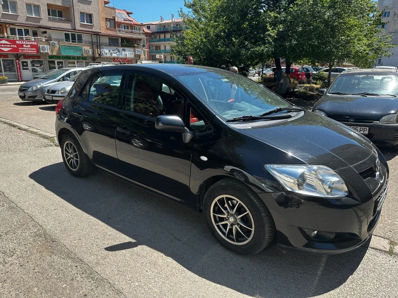 Toyota Auris 1.4, снимка 3 - Автомобили и джипове - 47556399