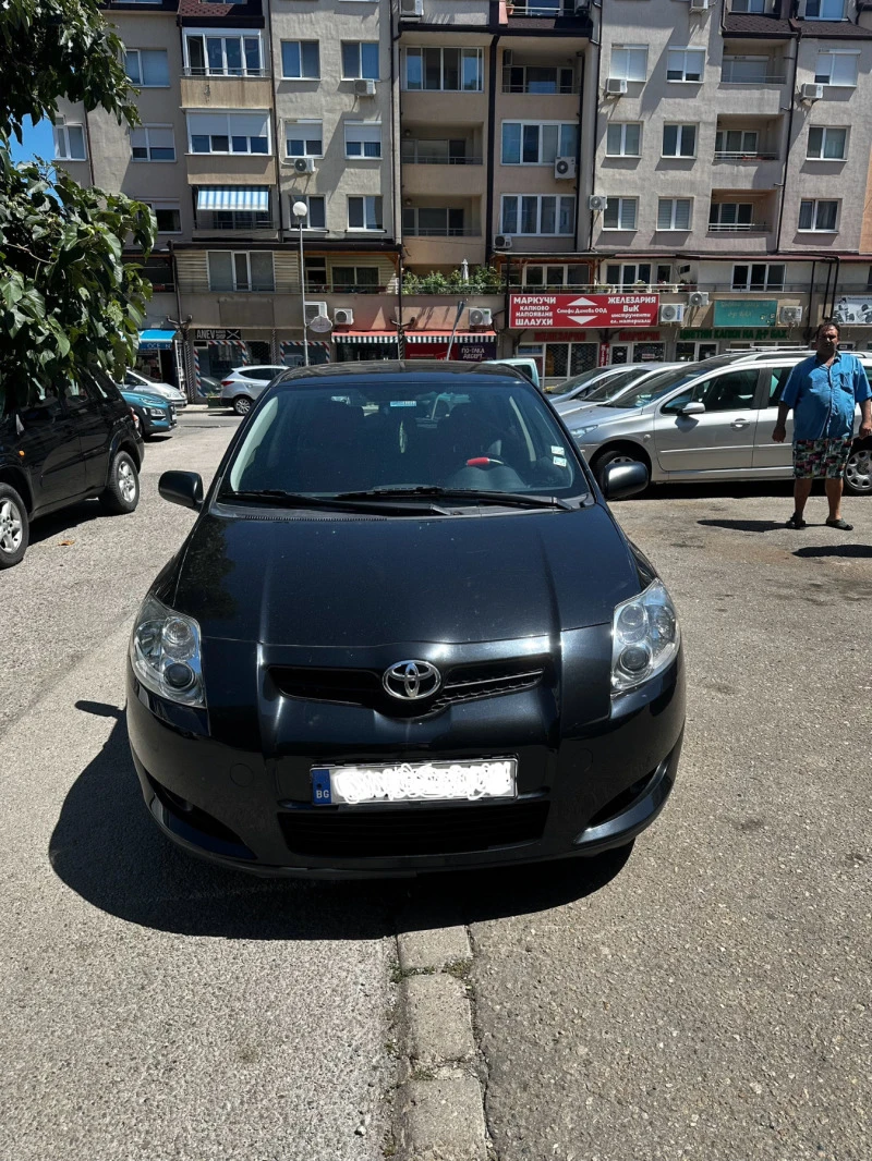 Toyota Auris 1.4, снимка 2 - Автомобили и джипове - 47556399