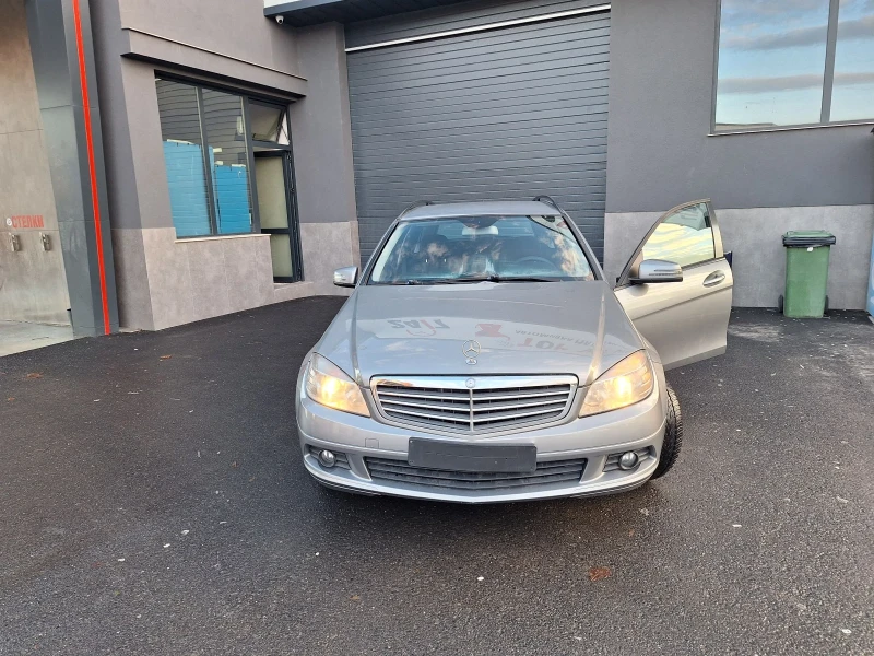 Mercedes-Benz C 200, снимка 1 - Автомобили и джипове - 48299355