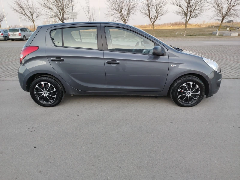 Hyundai I20 1.2-78кс.Евро-5, снимка 7 - Автомобили и джипове - 49089087