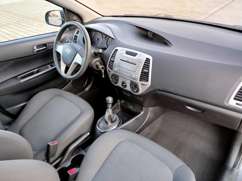 Hyundai I20 1.2-78кс.Евро-5, снимка 10 - Автомобили и джипове - 49089087