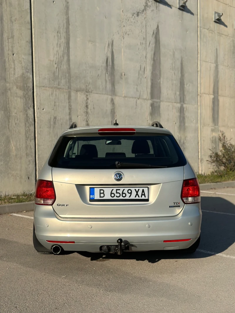 VW Golf 1.6 TDI, снимка 6 - Автомобили и джипове - 49263873