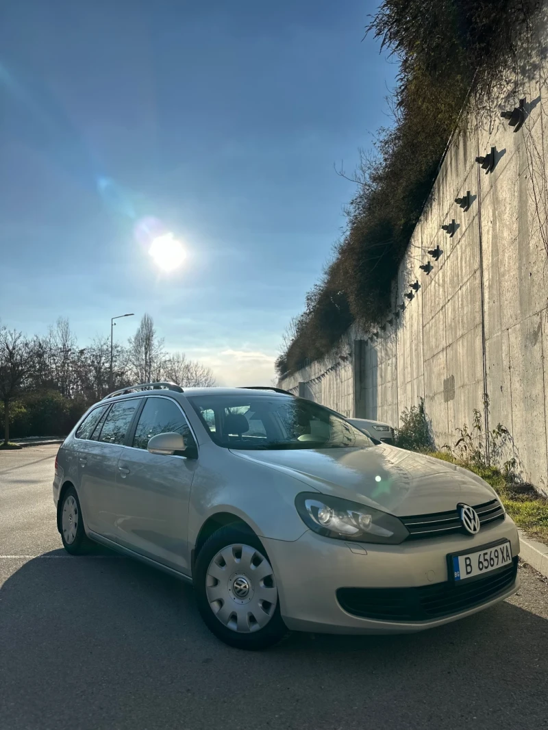 VW Golf 1.6 TDI, снимка 8 - Автомобили и джипове - 49263873