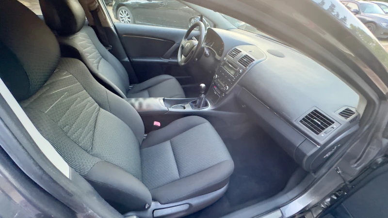 Toyota Avensis 2.2D-2010г., снимка 11 - Автомобили и джипове - 51110036