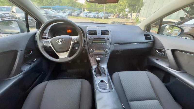 Toyota Avensis 2.2D-2010г., снимка 10 - Автомобили и джипове - 51110036