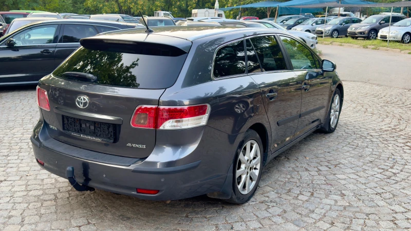 Toyota Avensis 2.2D-2010г., снимка 5 - Автомобили и джипове - 51110036