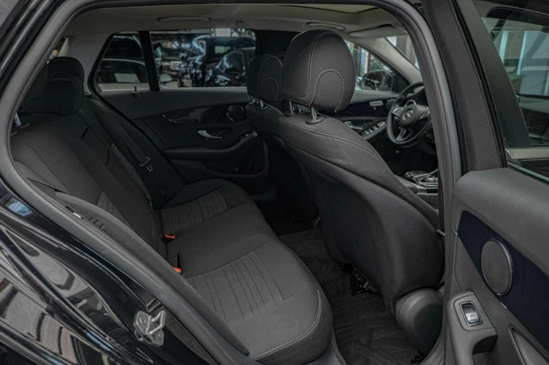Mercedes-Benz C 220 4MATIC/Панорама/Подгрев/Collision Prevention Assis, снимка 9 - Автомобили и джипове - 51294111