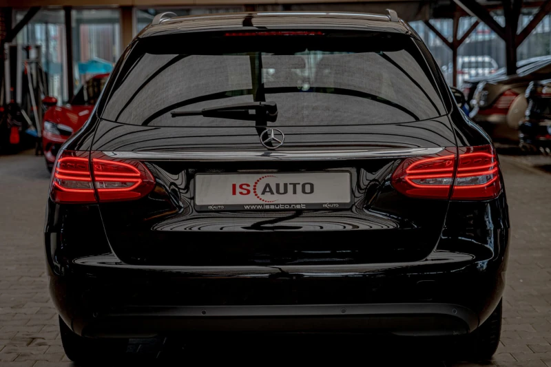 Mercedes-Benz C 220 4MATIC/Панорама/Подгрев/Collision Prevention Assis, снимка 4 - Автомобили и джипове - 51294111