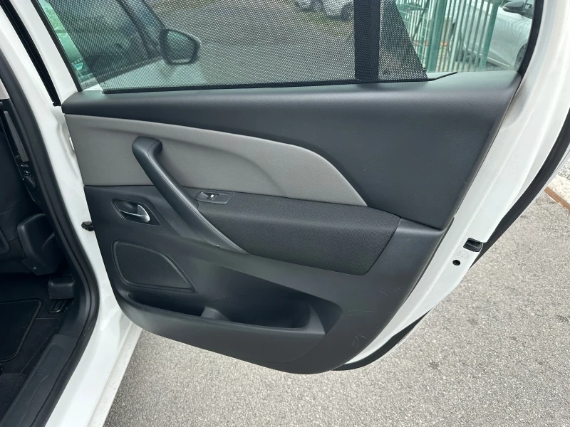 Citroen C4 Picasso, снимка 6 - Автомобили и джипове - 51407544