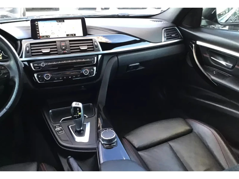 BMW 330 * 330i xDrive CAM RECUL NAVIGATION TOIT OUVRANT * , снимка 14 - Автомобили и джипове - 52931317