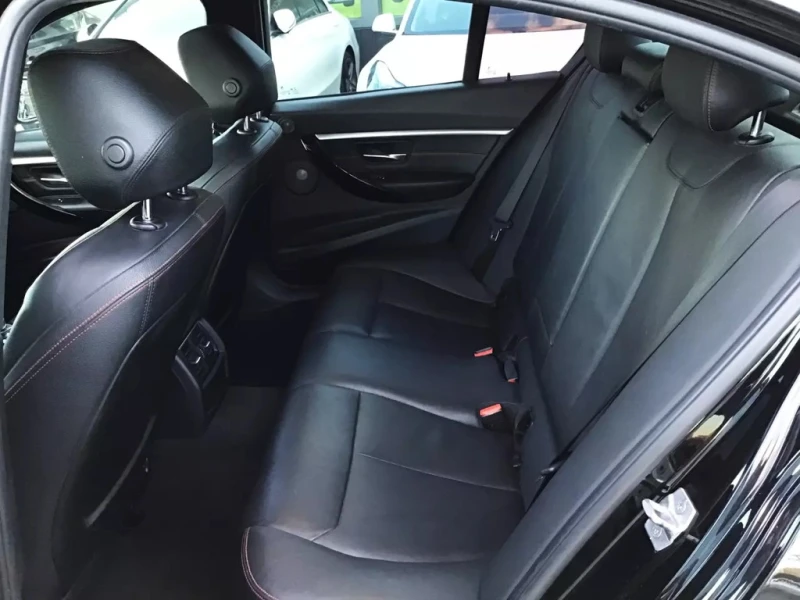 BMW 330 * 330i xDrive CAM RECUL NAVIGATION TOIT OUVRANT * , снимка 15 - Автомобили и джипове - 52931317