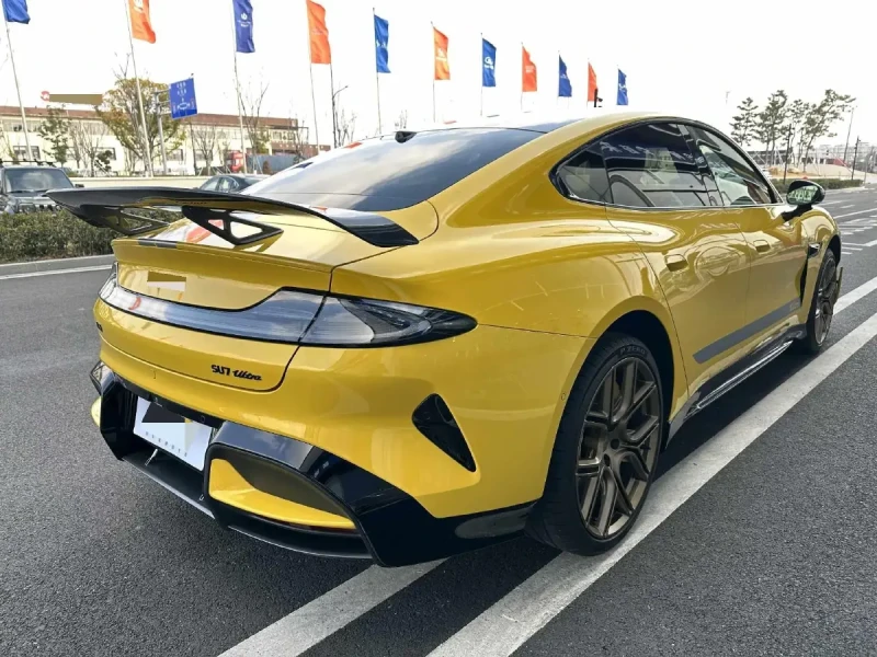 Xiaomi SU7 MI SU7 Ultra BEV 93.7KWH, снимка 2 - Автомобили и джипове - 53233390