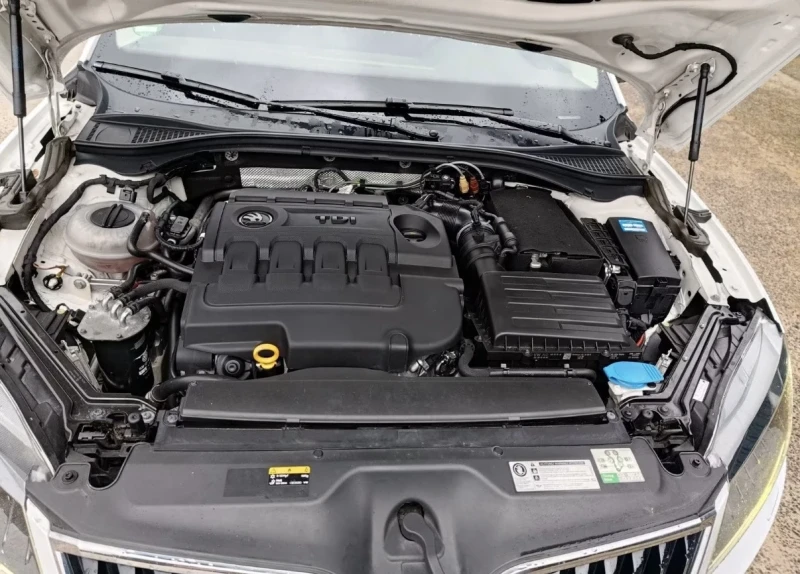Skoda Superb Очакван Внос* Германия* Подгрев* Камера* Автопилот, снимка 14 - Автомобили и джипове - 53264249