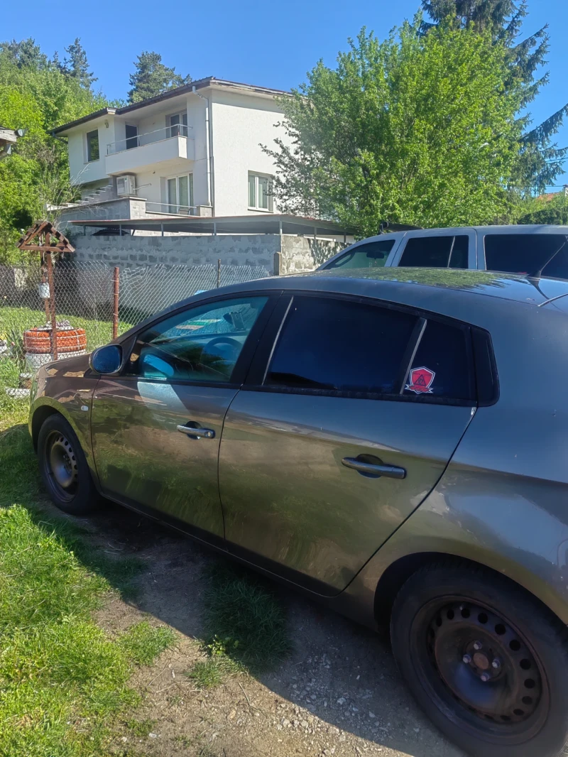 Fiat Bravo 1.6 m-jet, снимка 3 - Автомобили и джипове - 53418475
