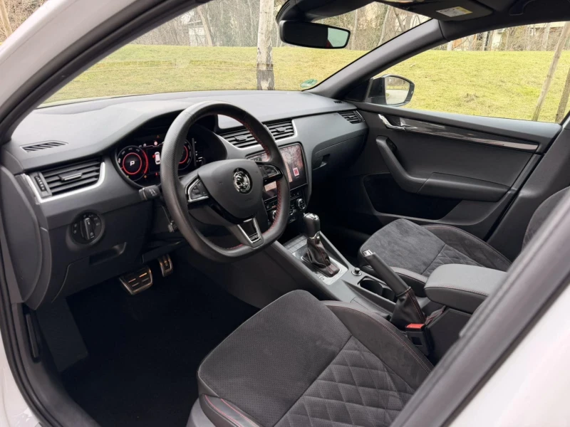 Skoda Octavia VRS / 4X4 / ПОДГРЕВ / КАМЕРА, снимка 9 - Автомобили и джипове - 53433036
