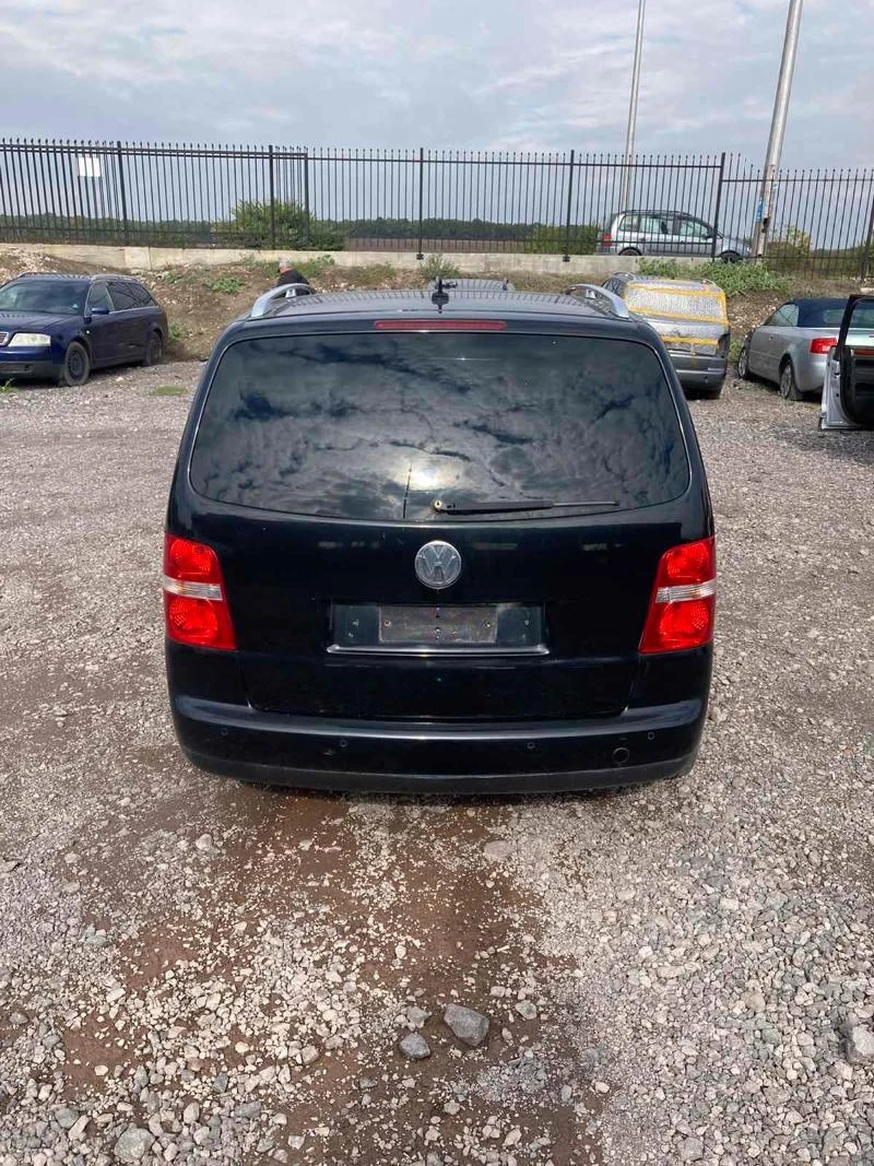 VW Touran 2,0 170 коня *на части*, снимка 4 - Автомобили и джипове - 34502266