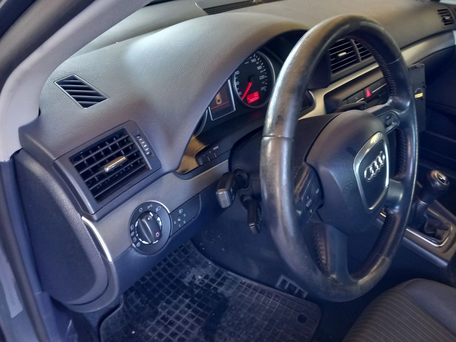 Audi A4 2000 TDI | Mobile.bg — изображение 16