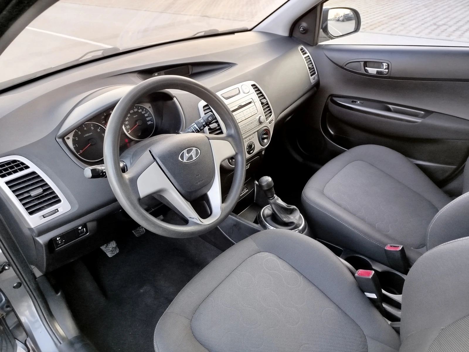 Hyundai I20 1.2-78кс.Евро-5 - изображение 9