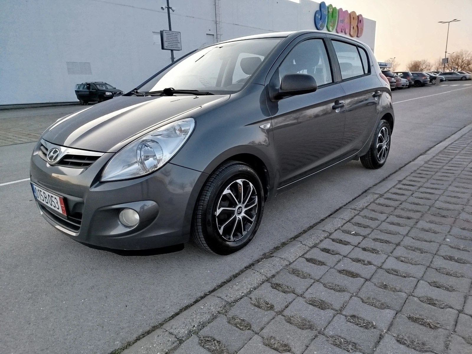 Hyundai I20 1.2-78кс.Евро-5 - изображение 2