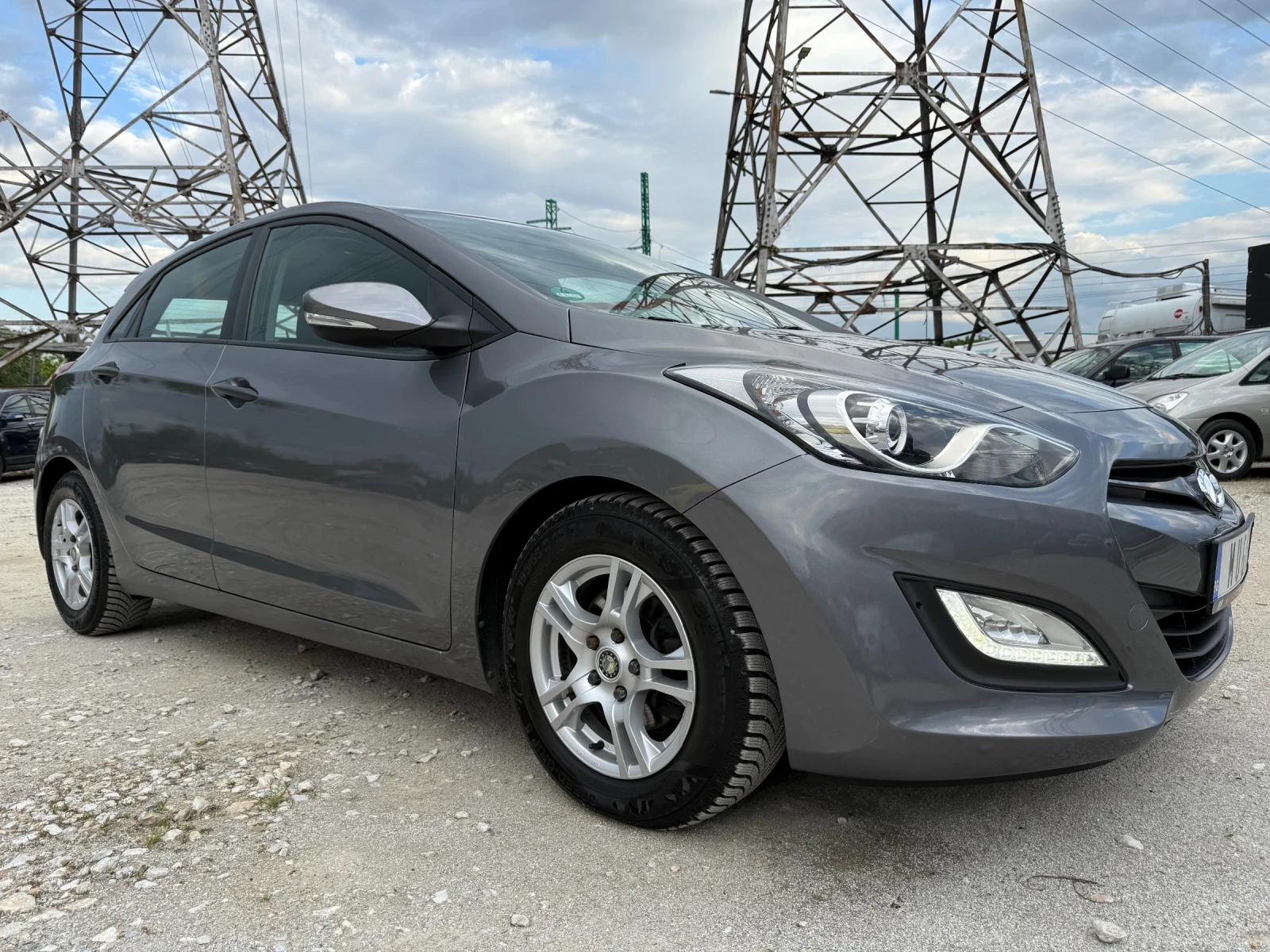 Hyundai I30 NAVI / КАМЕРА / ТЕГЛИЧ - изображение 4