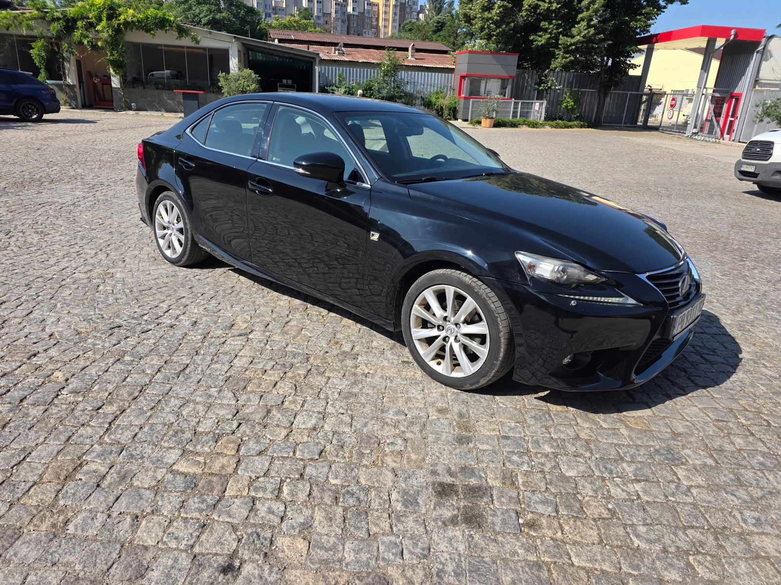 Lexus IS 300 H - изображение 6