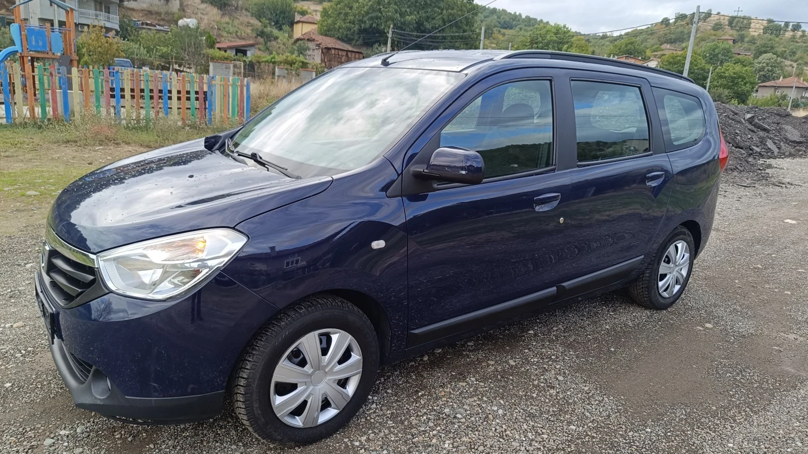 Dacia Lodgy 1.6-83кс - изображение 3
