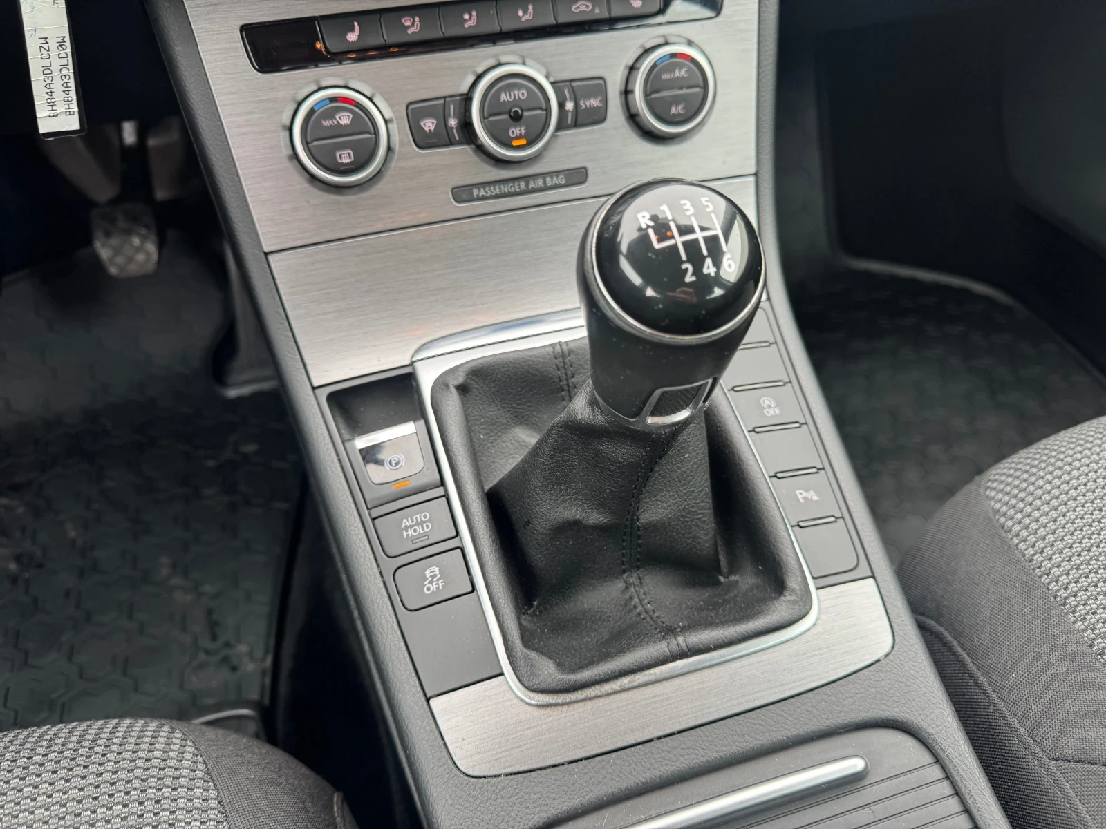 VW Passat 2.0TDI DISTRONIC | Mobile.bg   13