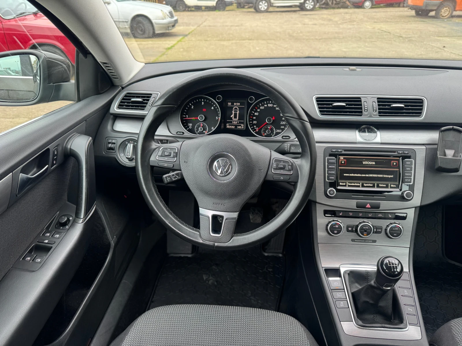 VW Passat 2.0TDI DISTRONIC | Mobile.bg   12