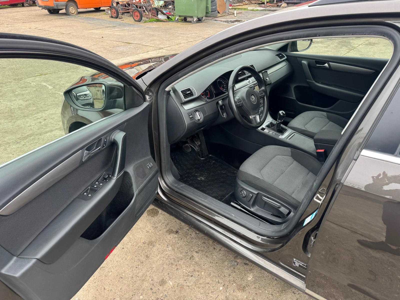 VW Passat 2.0TDI DISTRONIC | Mobile.bg   5