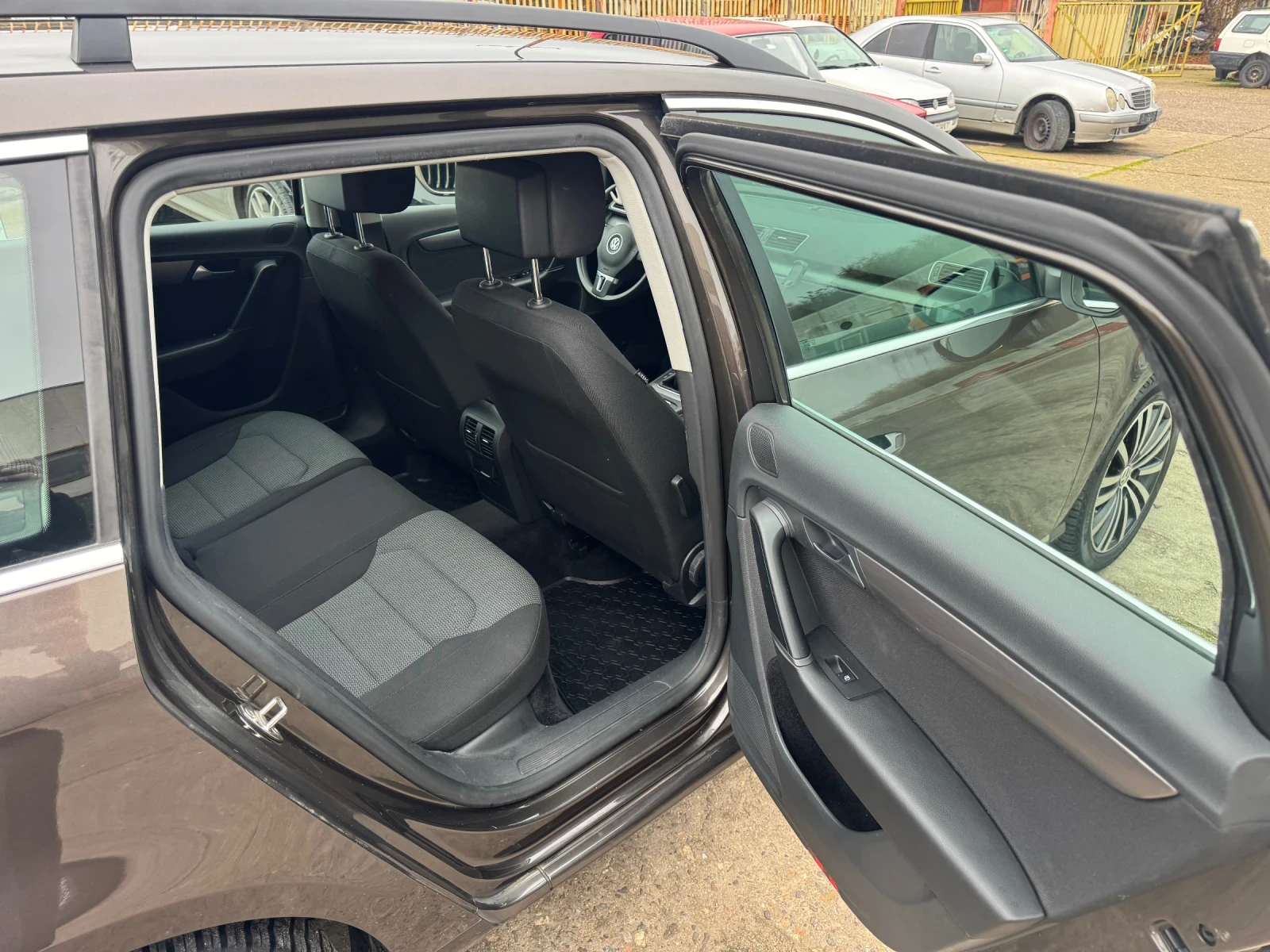 VW Passat 2.0TDI DISTRONIC | Mobile.bg   8