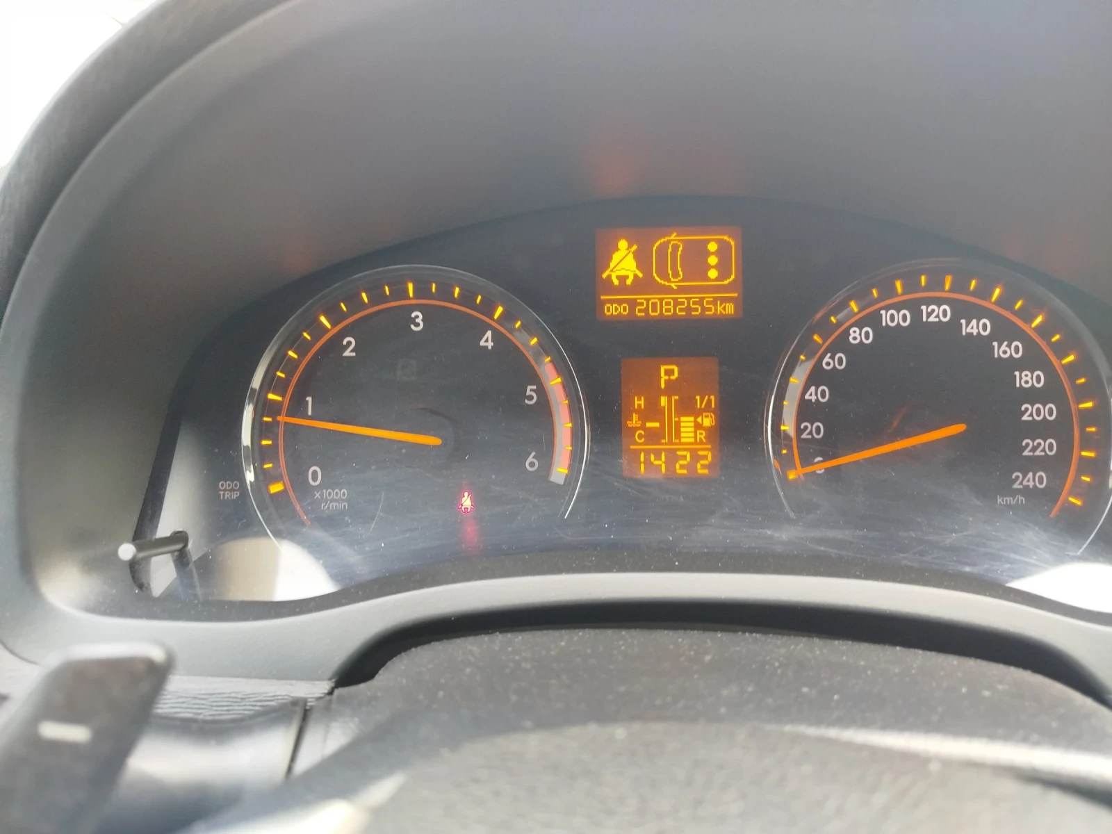 Toyota Avensis Седан 2.2d  - изображение 5