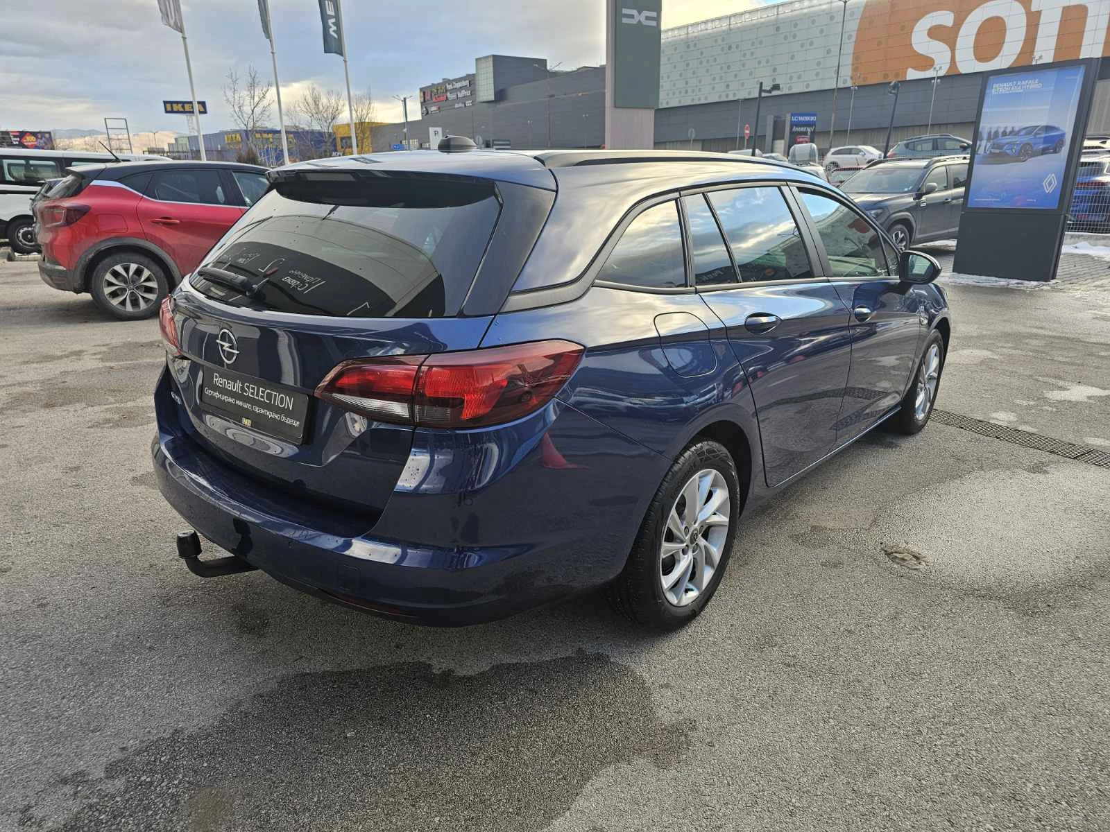 Opel Astra SPORTS TOURER 1.2 - изображение 5