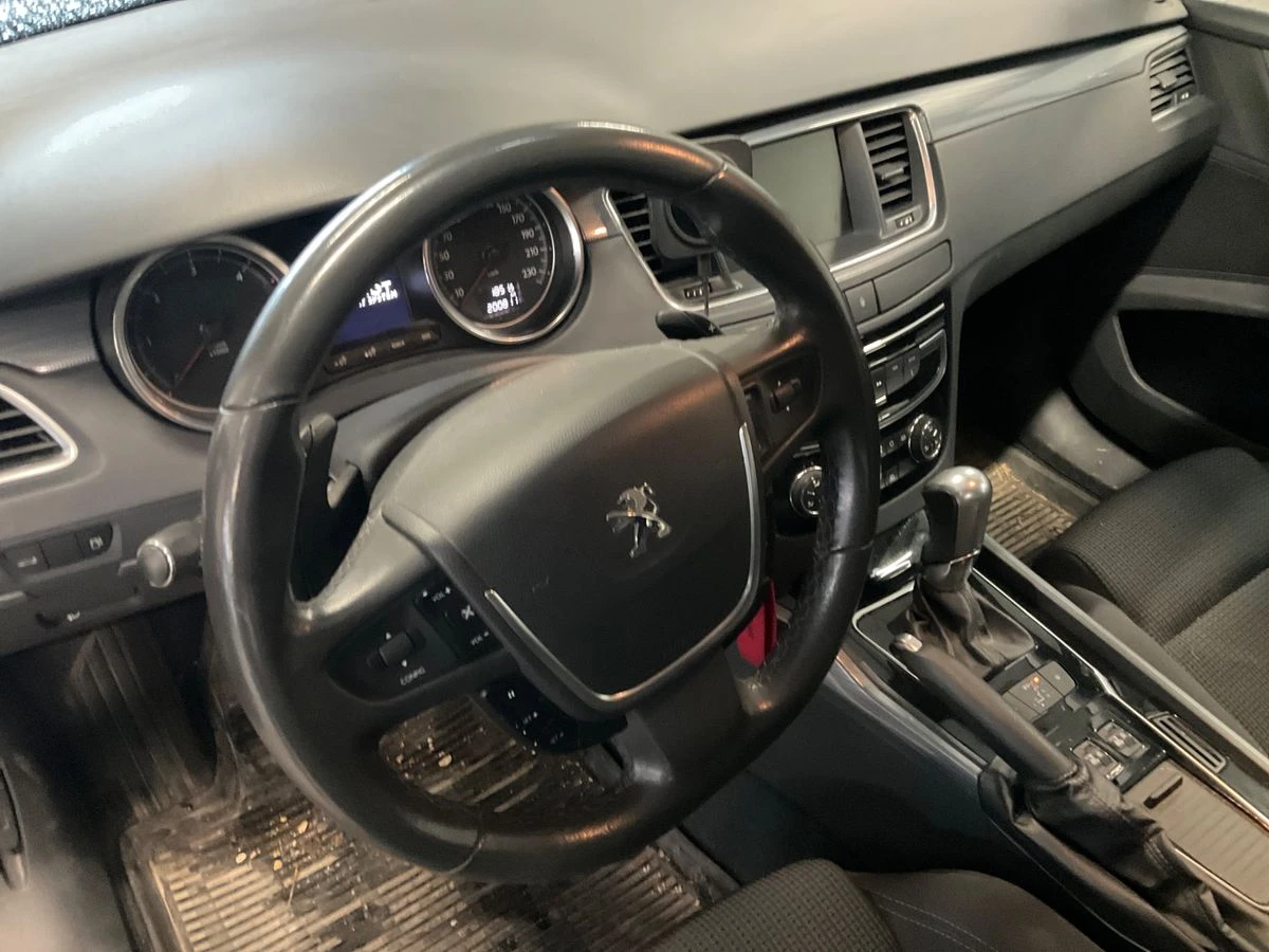 Peugeot 508 SW 1.6 Blue-HDi Active , снимка 12 - Автомобили и джипове - 53286900