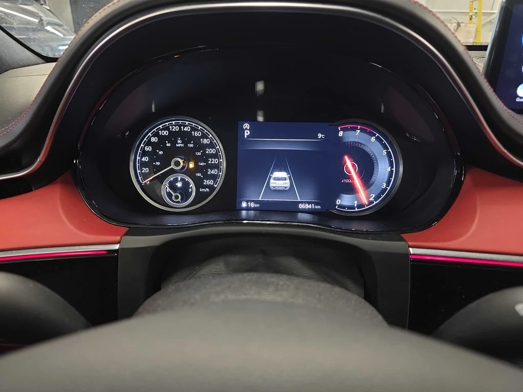 Genesis GV70 * 2.5T Prestige * CARFAX * DISTRONIC * LINE ASSIST | Mobile.bg � ����������� 8