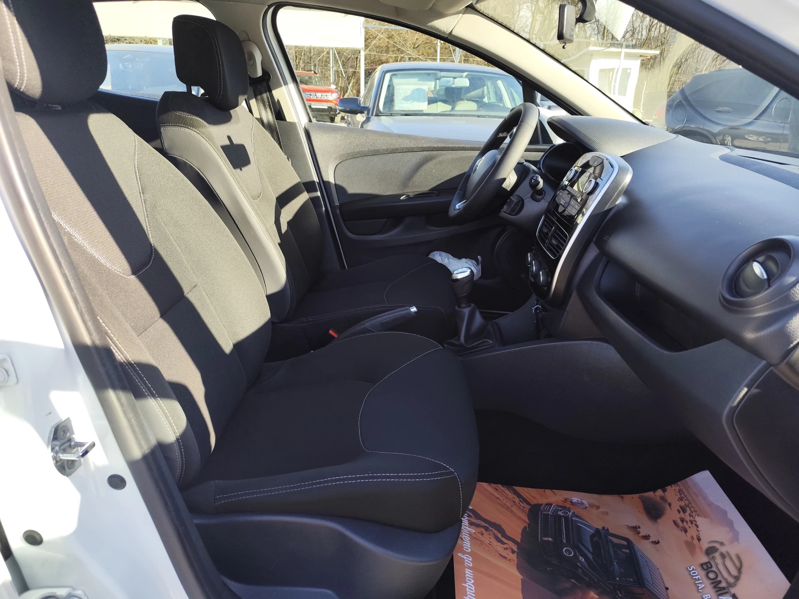 Renault Clio 900i* ГАЗ* EURO6B* LED* , снимка 12 - Автомобили и джипове - 53770723