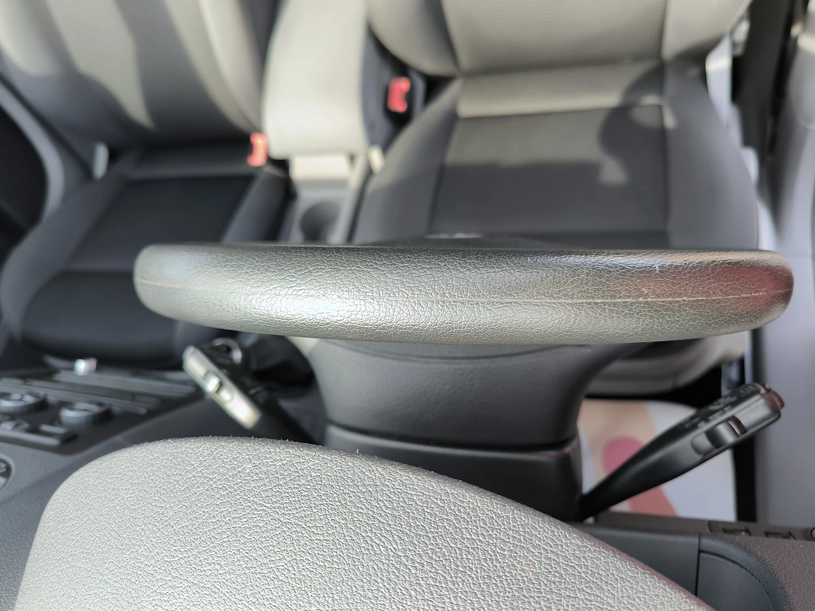 VW Caddy 2.0tdi 8V ТЕАМ, снимка 11 - Автомобили и джипове - 53940903