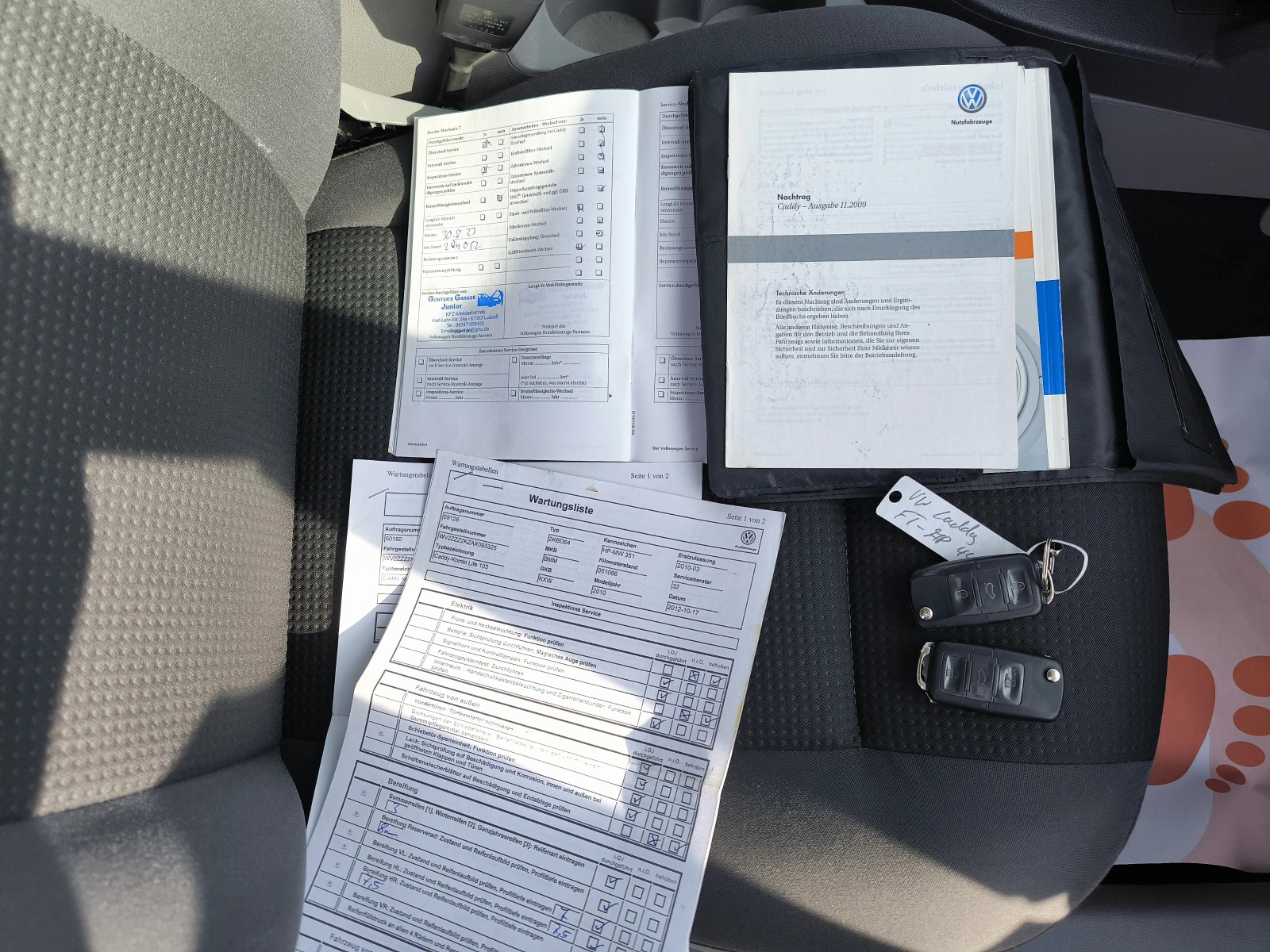 VW Caddy 2.0tdi 8V ТЕАМ, снимка 14 - Автомобили и джипове - 53940903